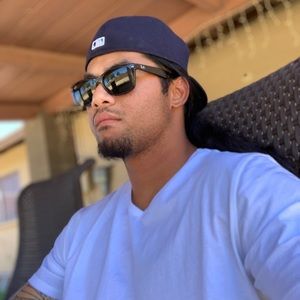 Meet your Posher, Robert